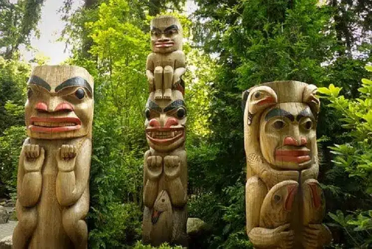 trois animaux totem