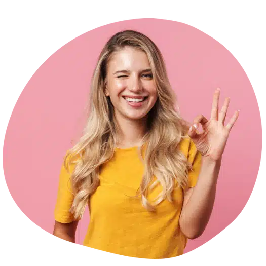 jeune femme heureuse