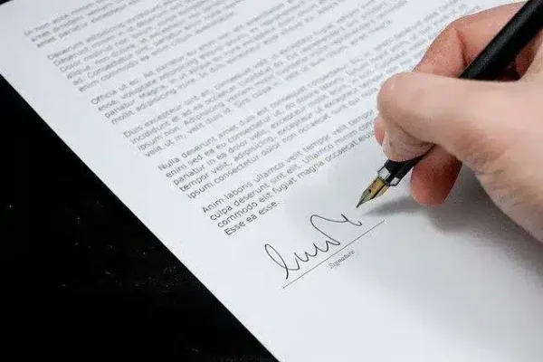 signature des documents du divorce